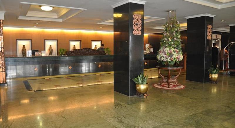 Metro Park View Hotel Kota Lama Semarang Exterior foto